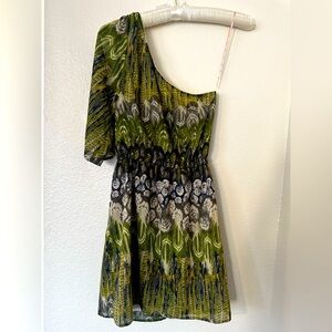 Love21– One-shoulder dress